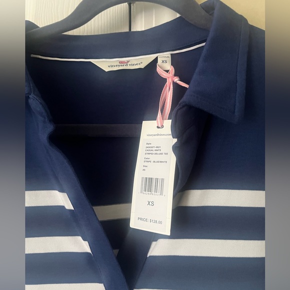 Vineyard Vines Striped Blue/White Top - Picture 3 of 3